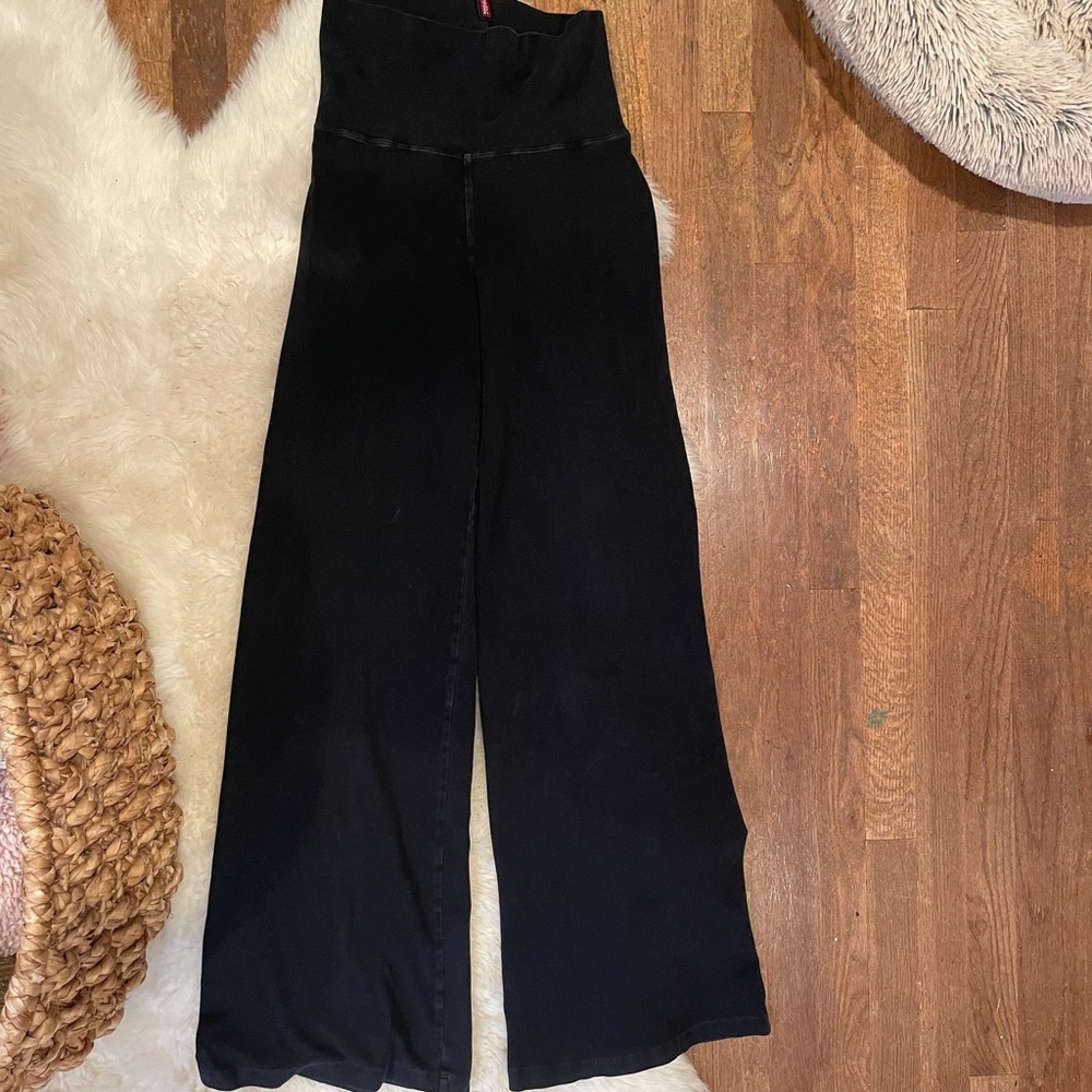 Vintage wide leg Hard Tail legging pants